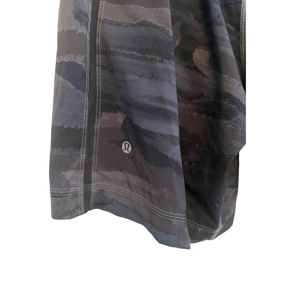 Lululemon Pace Breaker Shorts Men Size‎ Large Gray Blue Camo Lined Breathable - Picture 4 of 6